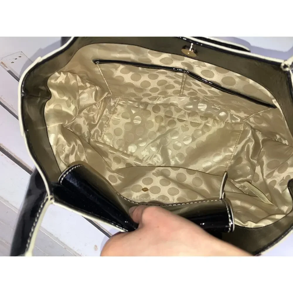 KATE SPADE LARGE BLACK, WHITE PATTON LEATHER HANDBAG (ASIS)